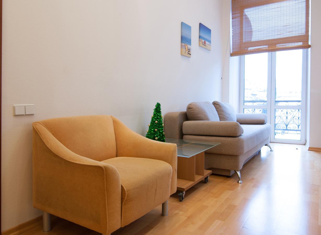 Home-Hotel Apartments-Mykhailivska Kiev Ngoại thất bức ảnh